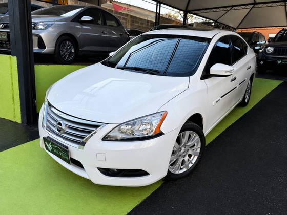 NISSAN SENTRA 2.0 SL 16V FLEX 4P AUTOMÁTICO NISSAN SENTRA 2.0 SL 16V FLEX 4P AUTOMÁTICO